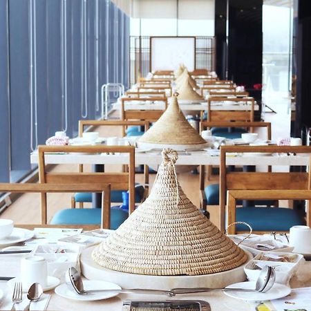 Gloria Residences Ion Delemen Genting Highlands Exterior foto A Tajik restaurant in Dushanbe