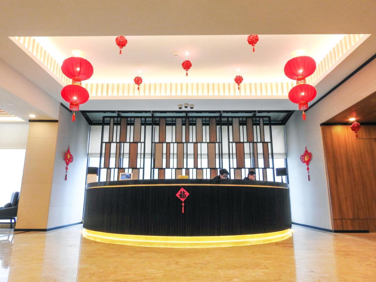 Gloria Residences Ion Delemen Genting Highlands Exterior foto Reception desk at the Chinese University of Hong Kong