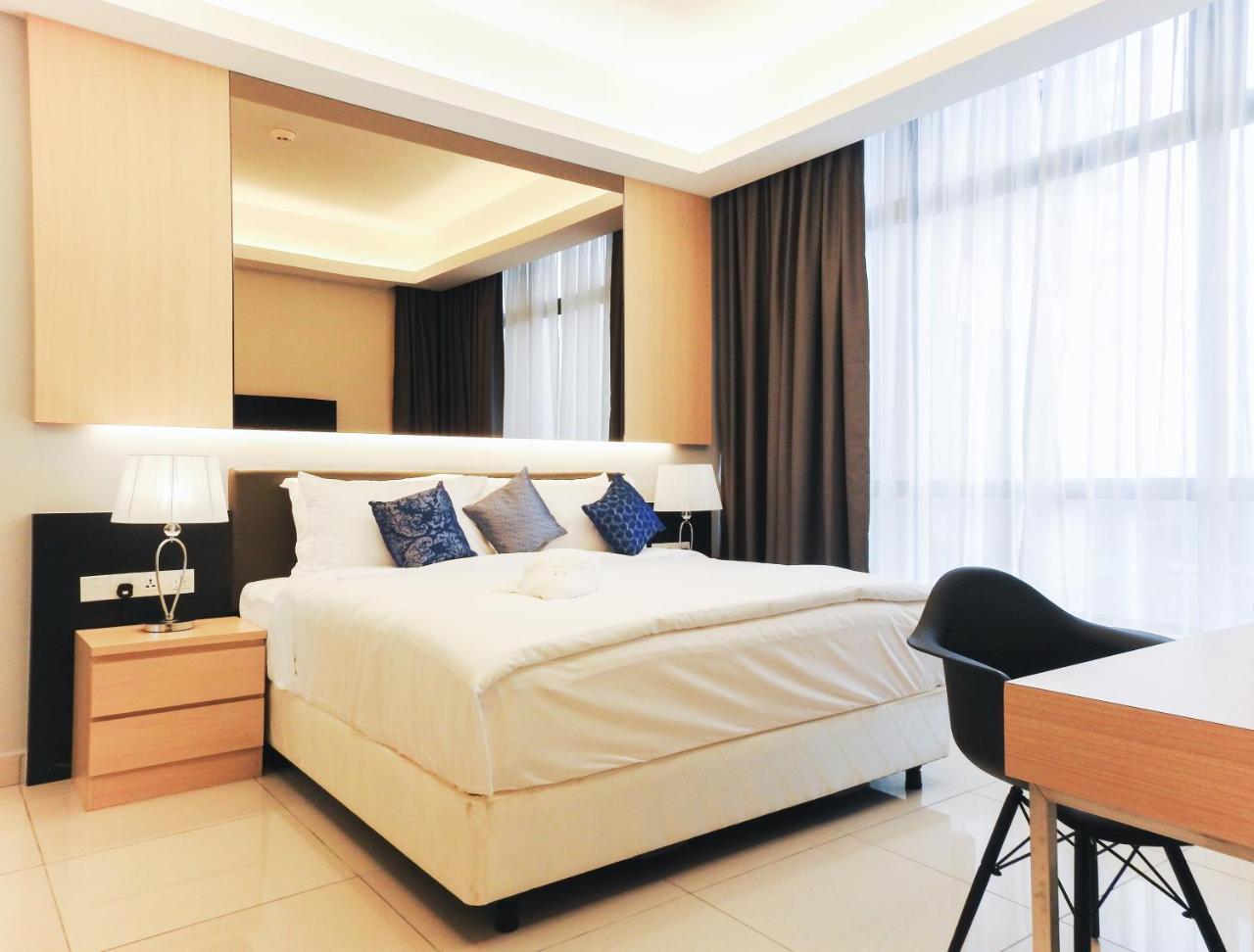 Gloria Residences Ion Delemen Genting Highlands Exterior foto A bedroom in a hotel