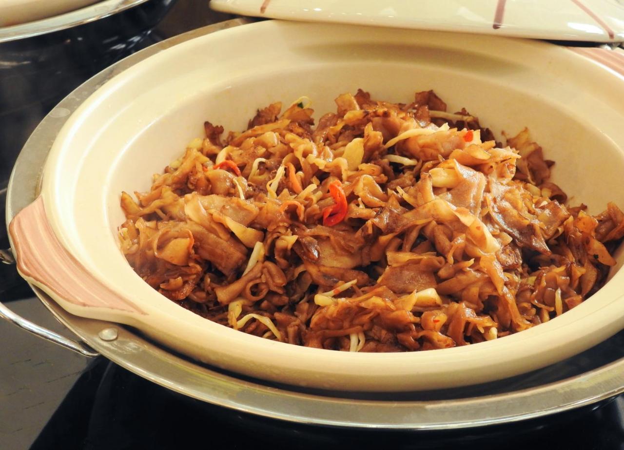 Gloria Residences Ion Delemen Genting Highlands Exterior foto A bowl of char kway teow