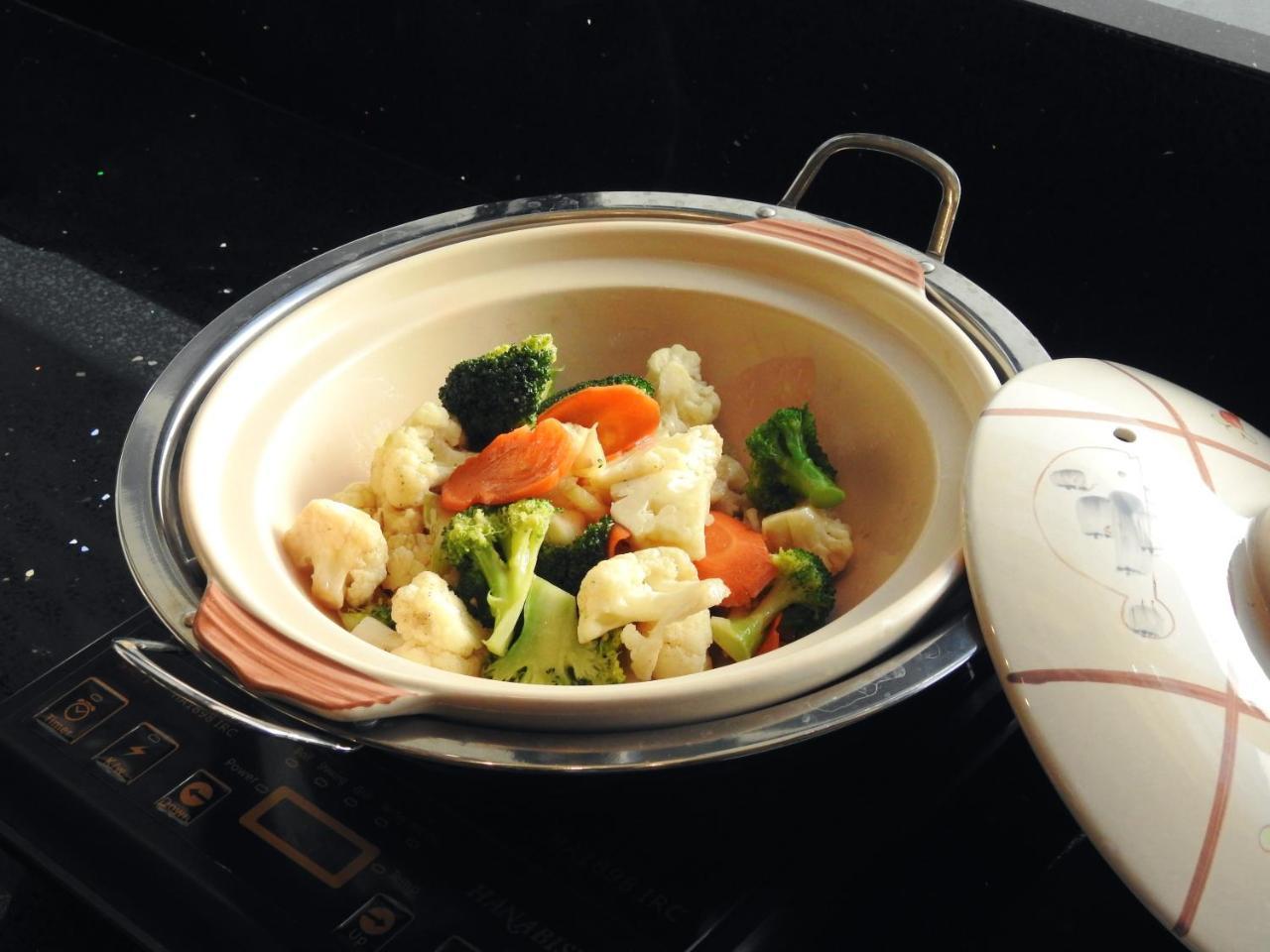 Gloria Residences Ion Delemen Genting Highlands Exterior foto A pot of vegetables